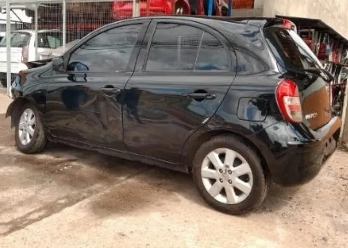 Sucata Nissan March  2013 - Peças