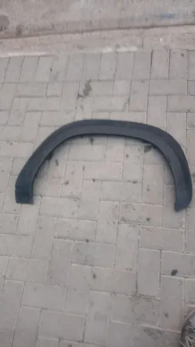 Moldura paralama kwid traseira esquerda