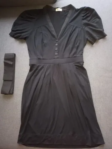 Vestido curto preto em malha e tecido Maria Filó tam M novo