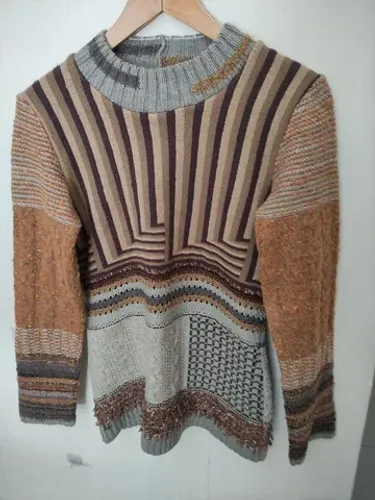 GRIFFANE cardigã Tam M ( até Tam 46) 140,00<br>Altura 75cm<br>Largura até 60cm