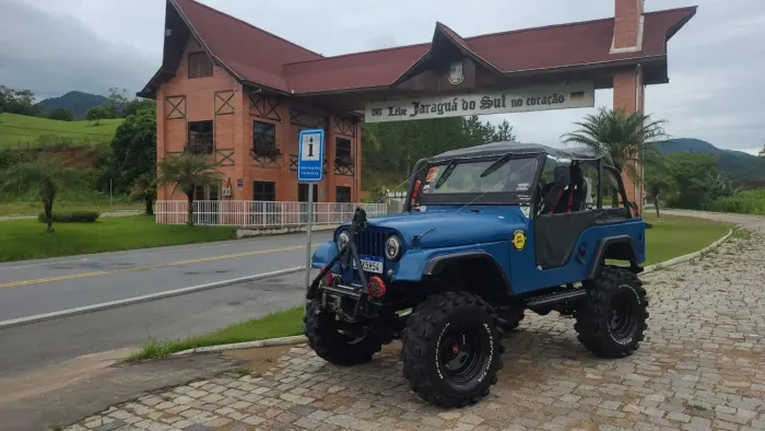 Willys Overland Jeep 2.6 12V Gasolina 2P 1958
