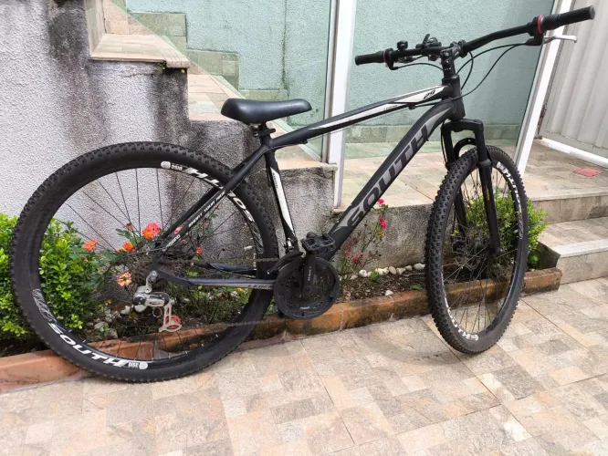 Bicicleta mountain bike South Legend 29