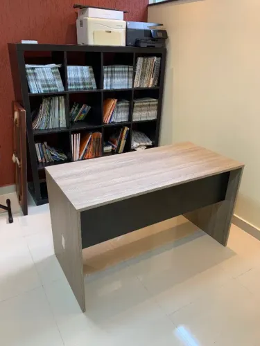 Mesa de escritório padrão 100% MDF. Entrego