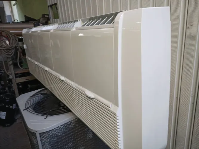 Carrier Modernita 90.000 BTUs pronta entrega