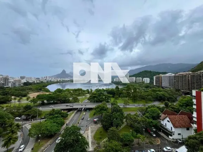 Apartamento - / Residencial / Lagoa
