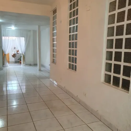 DJ- Vendo Casa com dois Pavimentos