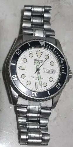 Relógio Casio Diver modelo DM-501