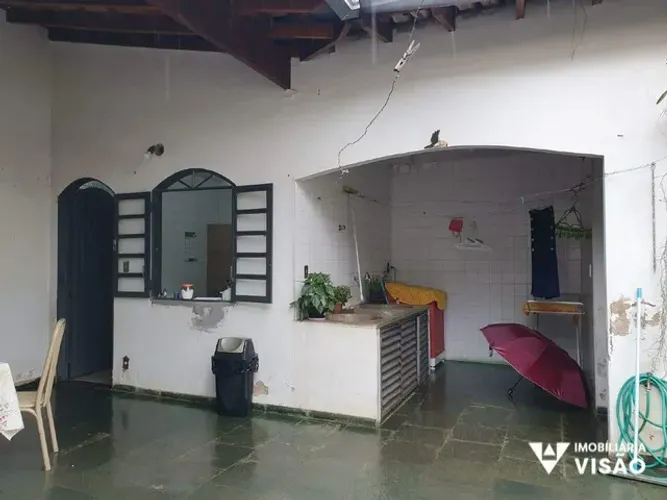 Casa à venda, 3 quartos, 3 suítes, 5 vagas, Residencial Estados Unidos - Uberaba/MG