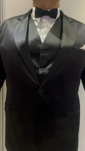 Smoking black tie Marca Bruno Taveira