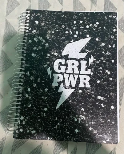 Caderno Grl Pwr - Capa dura com glitter