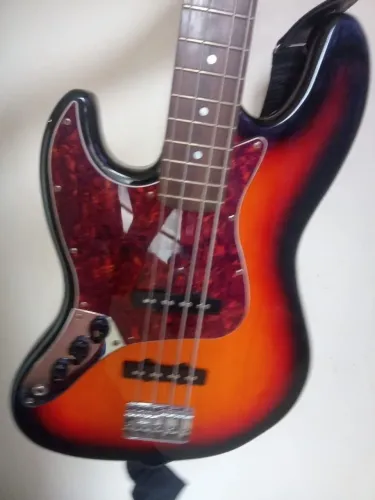 Baixo Eagle Canhoto Jazz Bass Top Novo Excelente 