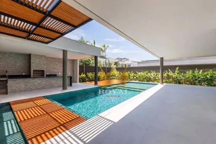Luxuosa Casa Duplex à venda no Del Lago, Barra da Tijuca, Rio de Janeiro, RJ