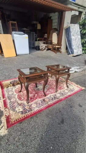 Mesa auxiliar estilo provençal década de 50/69