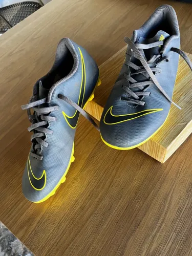 Chuteira Nike Campo mercurial 12 