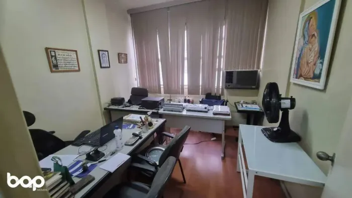 Sala à venda com 30m2 no Centro do RJ