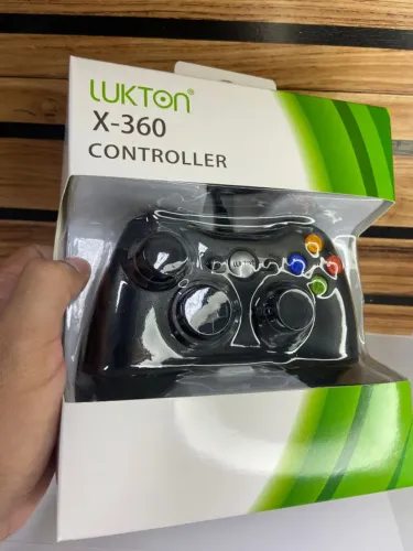 Controle de Xbox360 Preto Lukton an1