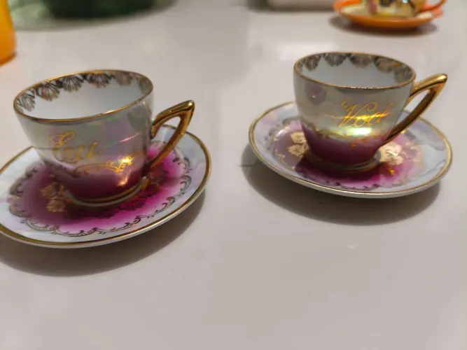 Xícaras de cafézinho antiga