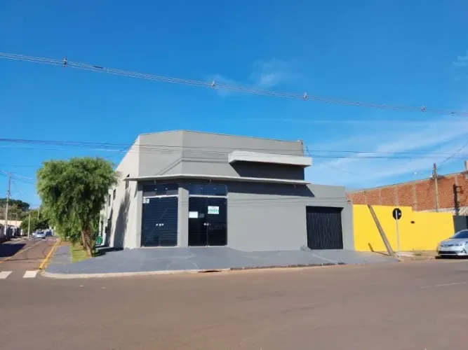 César Dallabrida aluga Imóvel Comercial em Localização Estratégica - Campo Mourão/PR