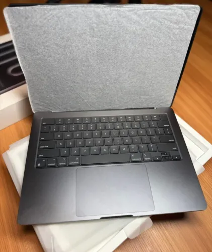 MacBook Pro M4 14inch 16GB -512GB SSD - space black 