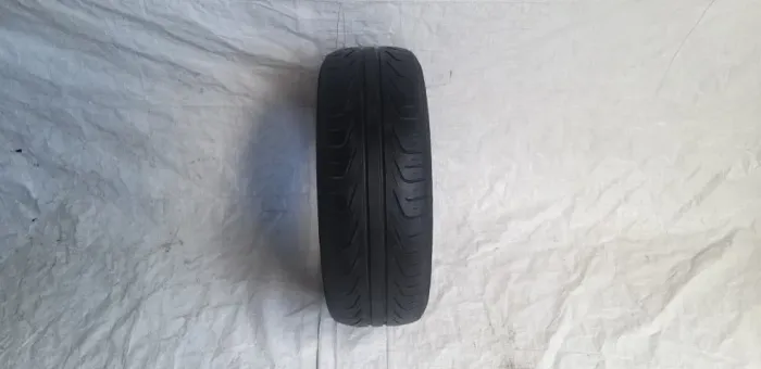 Pneu Pirelli Phantom 205/55/16 #145