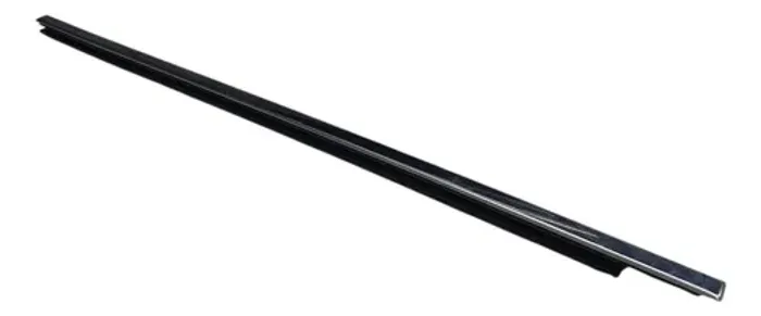 Friso Externo Porta Traseira Dir Chevrolet Equinox 2018 2019 Prata