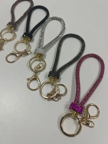 Chaveiros com detalhes em strass - Lindos e estilosos!