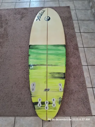 Prancha de surf 6.8 marca glasser 