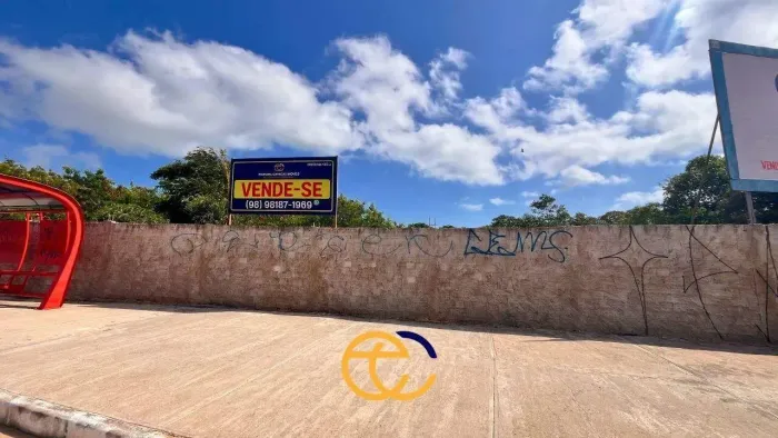 TERRENO AV. DOS HOLANDESES - OLHO D´ÁGUA