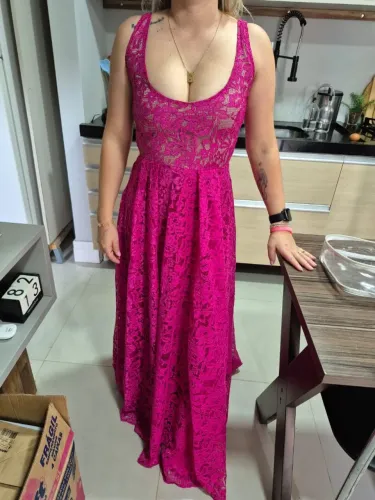 Vestido festa pink de renda com forro