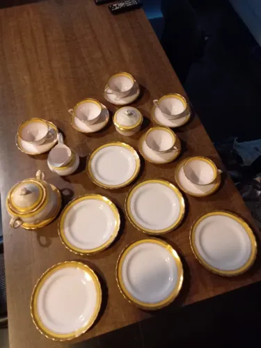 Jogo de chá de porcelana inglesa