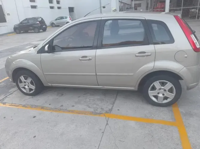 Ford Fiesta 1.0 8V Flex/class 1.0 8V Flex 5P 2009