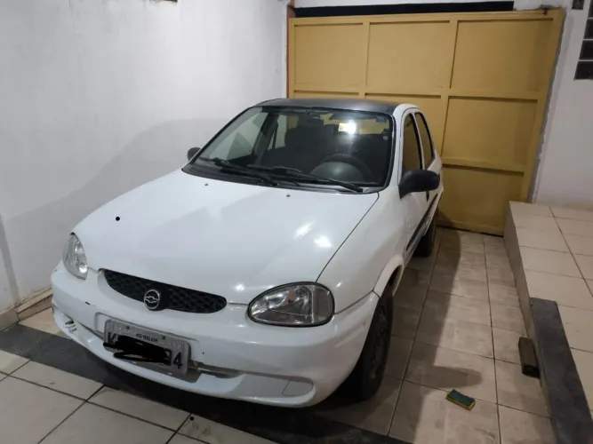 Corsa Wind 1.0 Mpf/milleniumi/ EFI 4P 2001