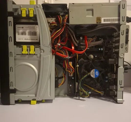 CPU Intel i5 + 8GB RAM + SSD 240GB + Fonte 80 Plus - Pronto p/ uso!