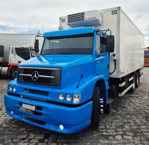 CAMINHÃO 1620L COM BAÚ!!!!