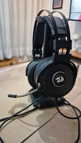 Fone de ouvido Redragon