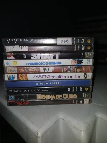 10 DVDs cada um a 5 reais pode escolher 