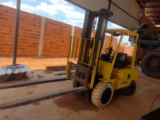 Empilhadeira Hyster