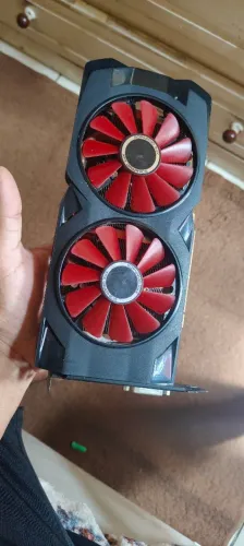 Vendo Placa de Video Rx 580 COM DEFEITO 