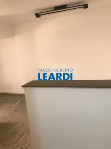 CONJ. COMERCIAL - BARRA FUNDA - SP