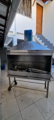 Churrasqueira em Inox Portátil 
