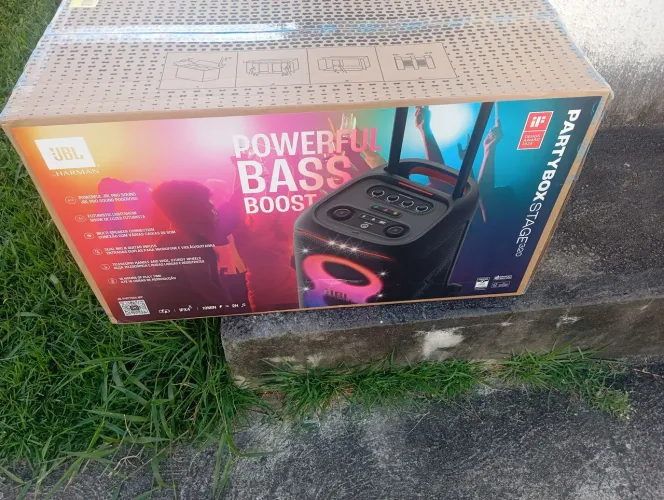 Caixa de som JBL stage 320 nova na caixa