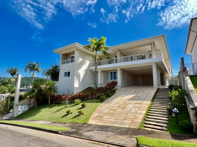 Casa em condomínio Fechado com 4 Suítes e Piscina | Villagio Paradiso, Itatiba, São Paulo