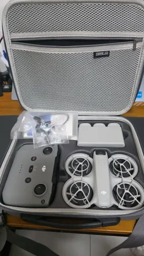 Drone Dji Neo Combo Fly More