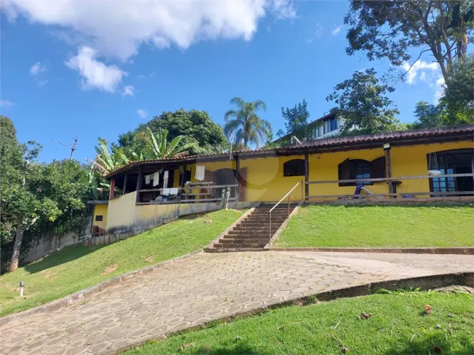 Condomínio com 2 quartos à venda ou para locação em Roseira - SP