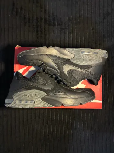 TENIS NIKE AIR MAX EXCEE