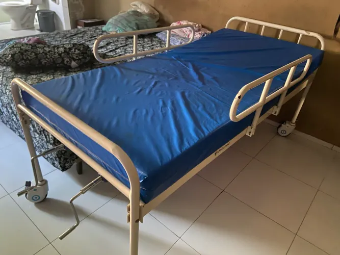 CAMA HOSPITALAR DELLAMED