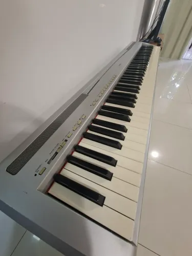Piano Digital Yamaha P-85