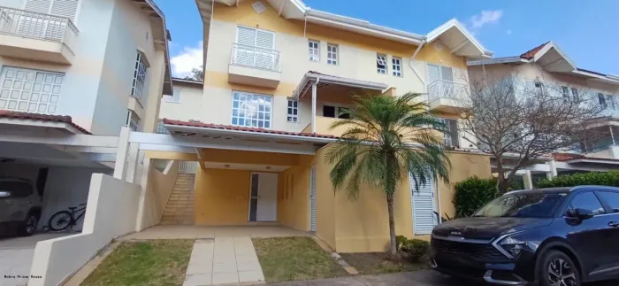 Casa em Condomínio para Locação em Cotia, Chácara Pavoeiro, 3 dormitórios, 1 suíte, 4 banh
