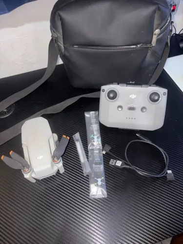 Drone DJI Mini 4K Fly More Combo (Controle sem Tela) - Excelente Estado - C/ Bolsa