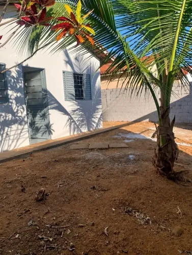 AM vende-se casa em serra